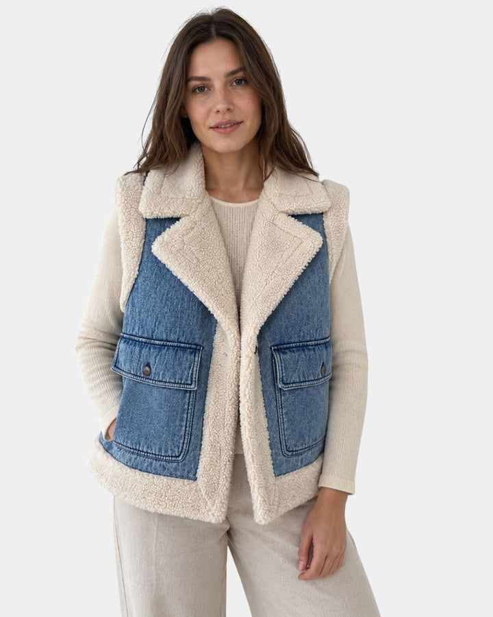 Retro-tyylinen liivi suurilla taskuilla