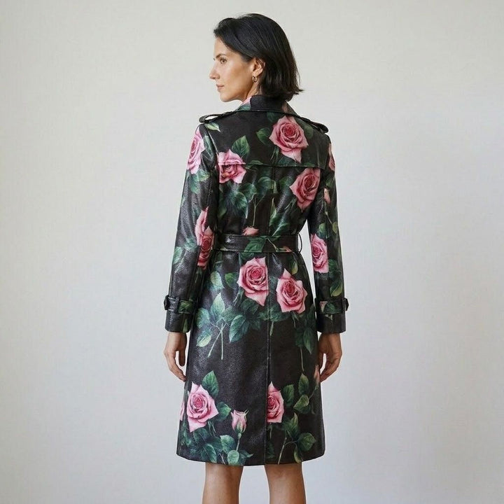 Svetlana | Kukallinen kietaisumallinen trenchcoat-mekko vyöllä