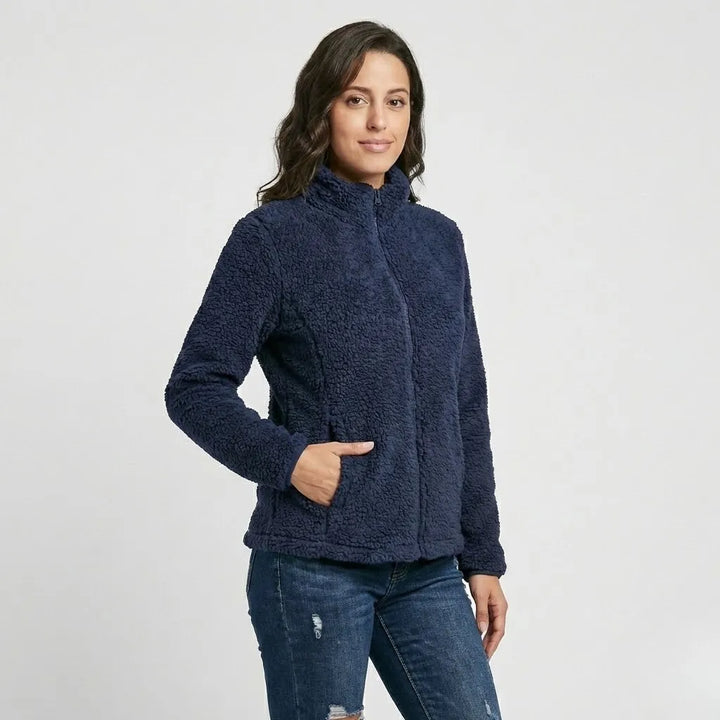 Kaupallinen fleece-takki korkealla kauluksella