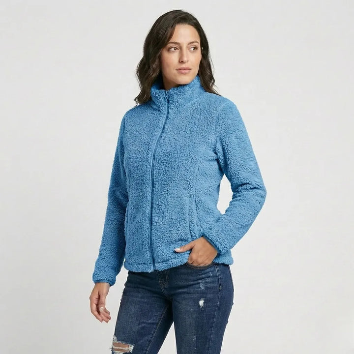 Kaupallinen fleece-takki korkealla kauluksella