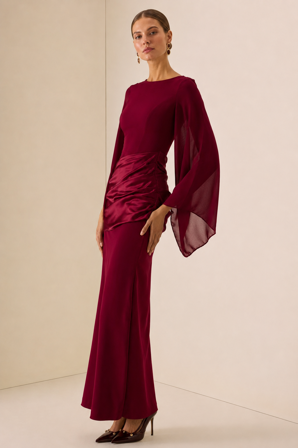 Alana | Maxi mekko viittahihalla