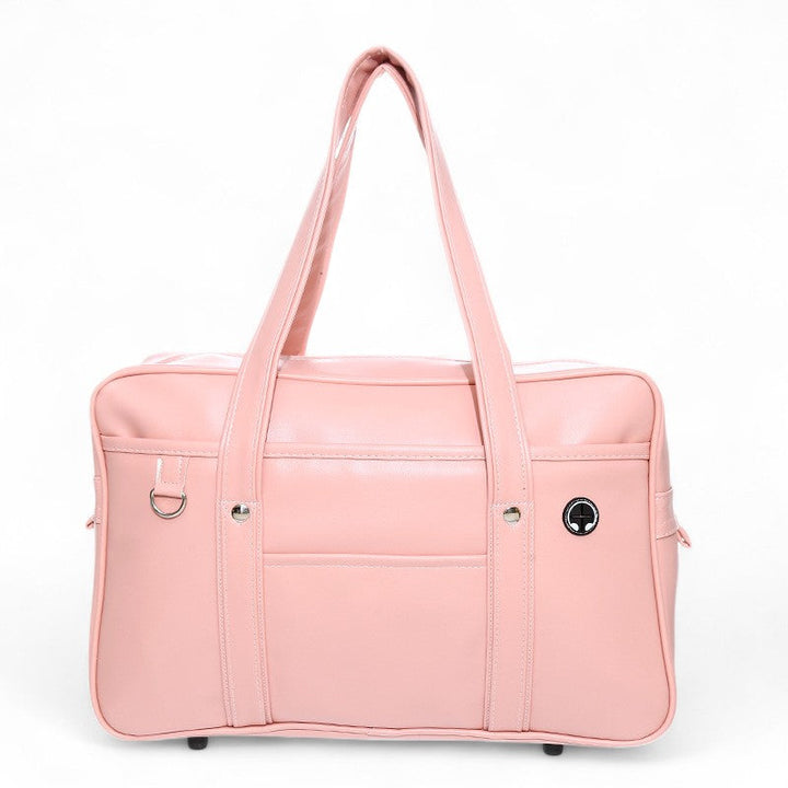 Siletti laukku, jossa on sileä ulkonäkö