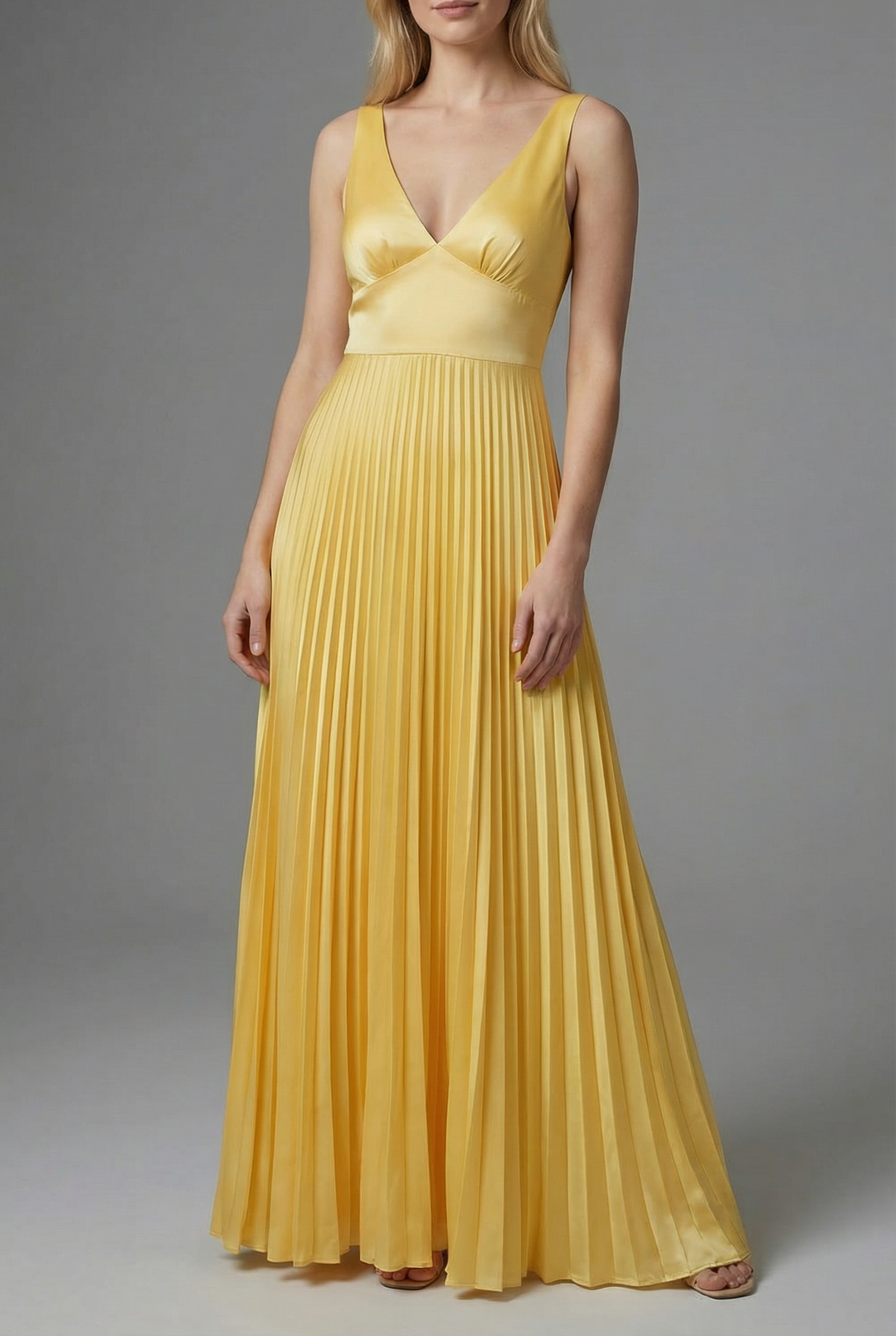 Brigita | Kelta pleated maxi-mekko