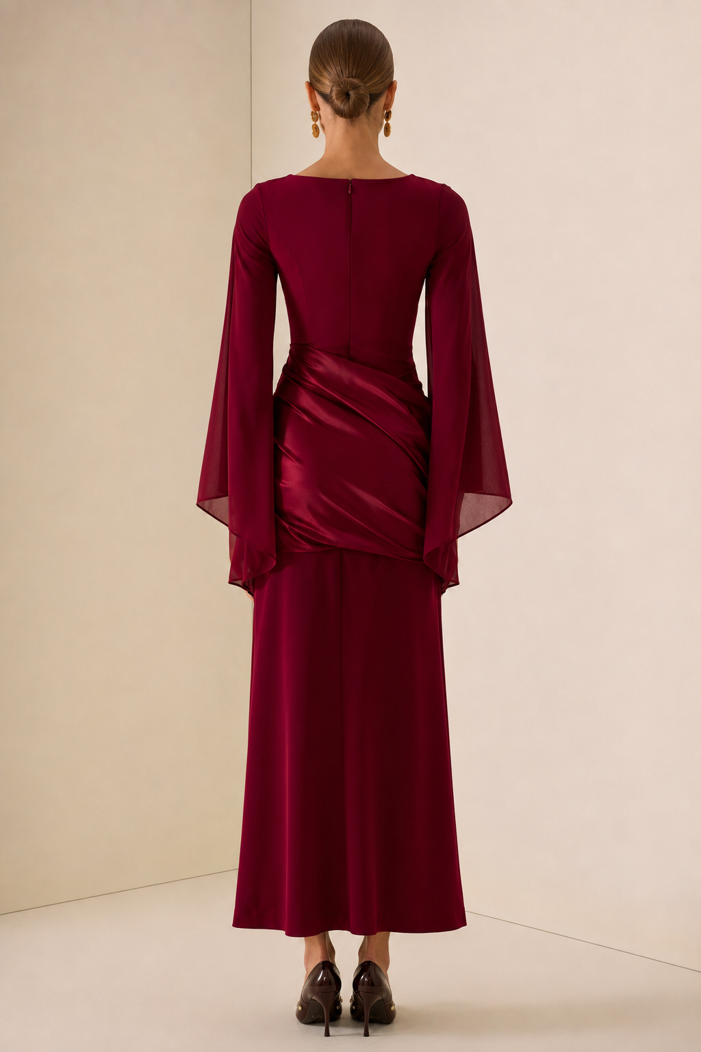 Alana | Maxi-mekko viittahihalla