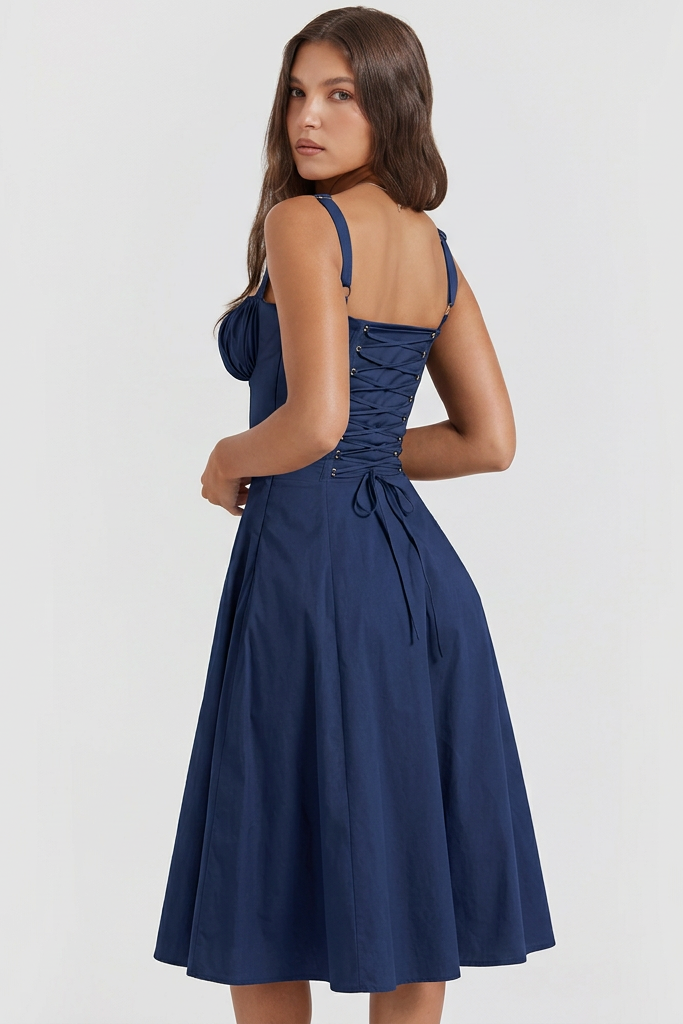 Júlia | Elegantit liehuvat maksimekot