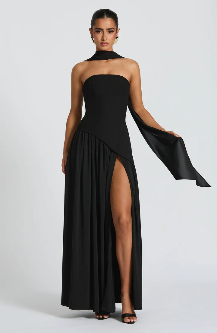 Regina | Maxi mekko halkiolla