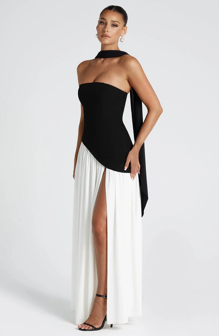Regina | Maxi mekko halkiolla