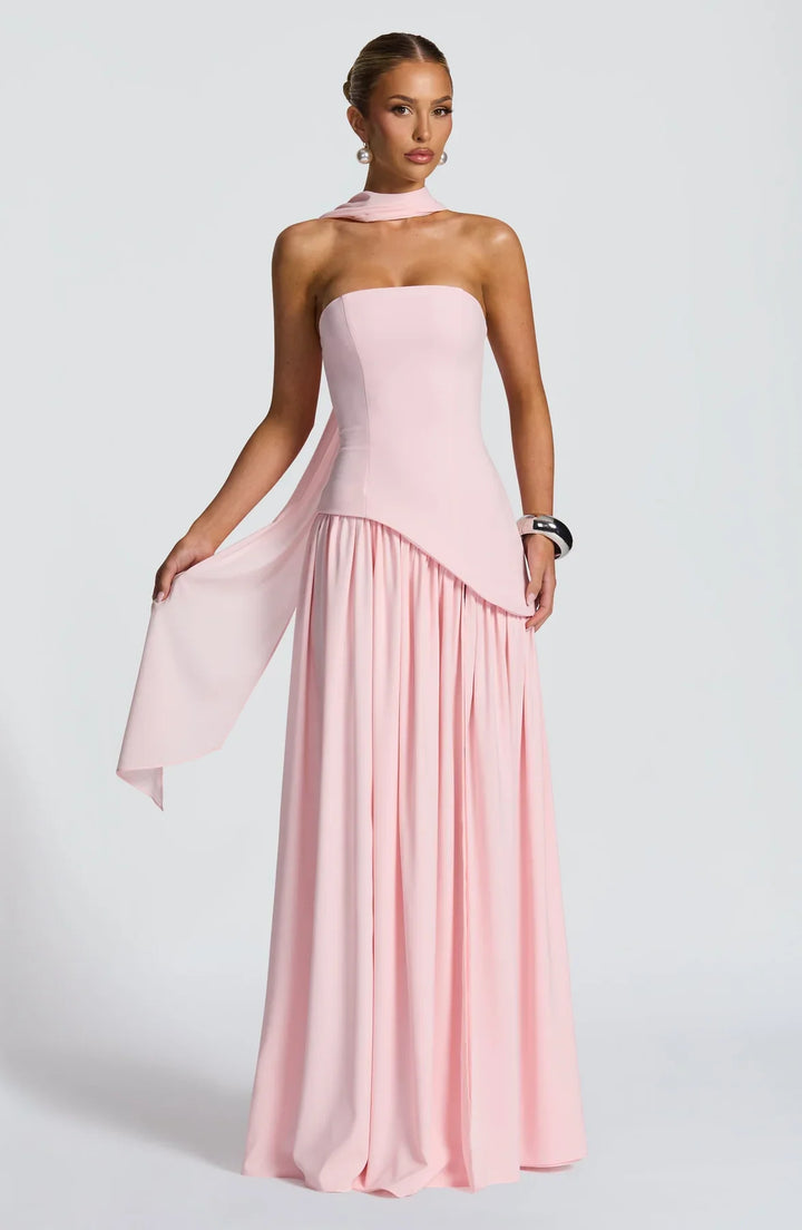 Regina | Maxi mekko halkiolla