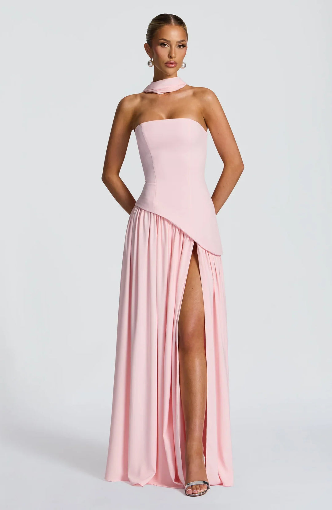 Regina | Maxi mekko halkiolla