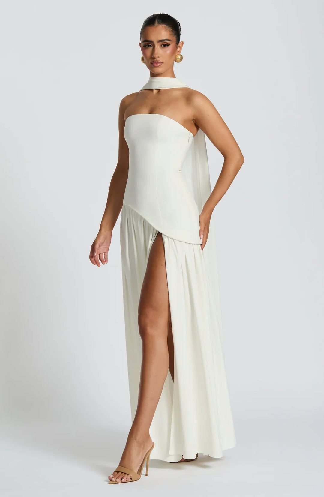 Regina | Maxi mekko halkiolla