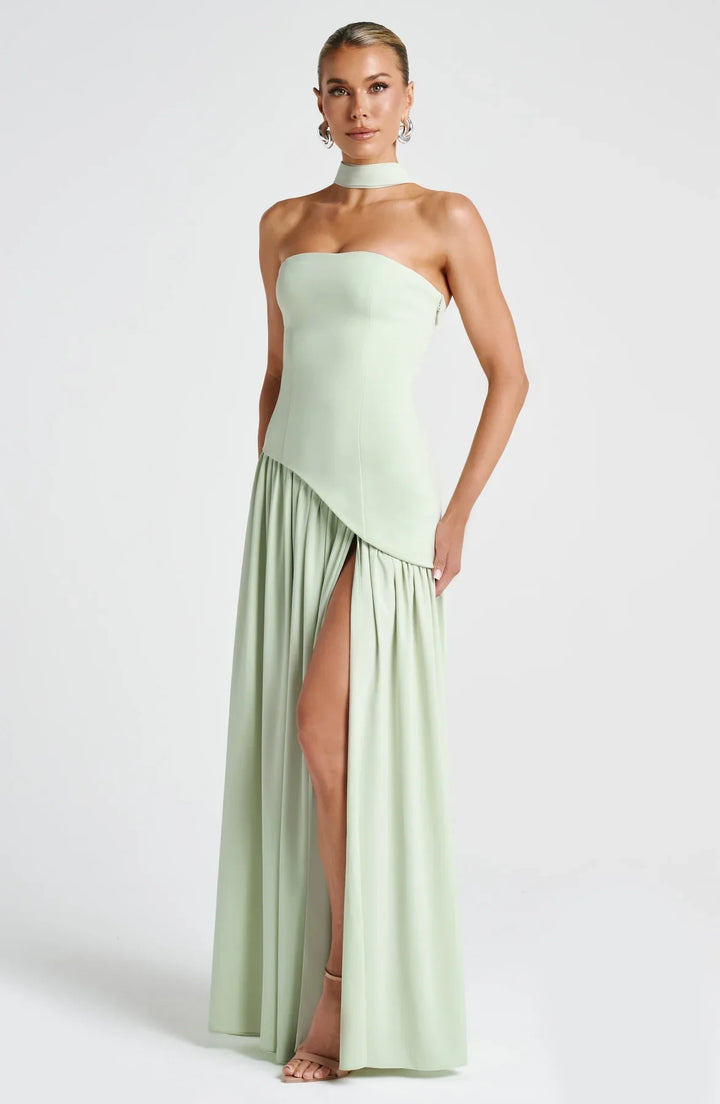 Regina | Maxi mekko halkiolla