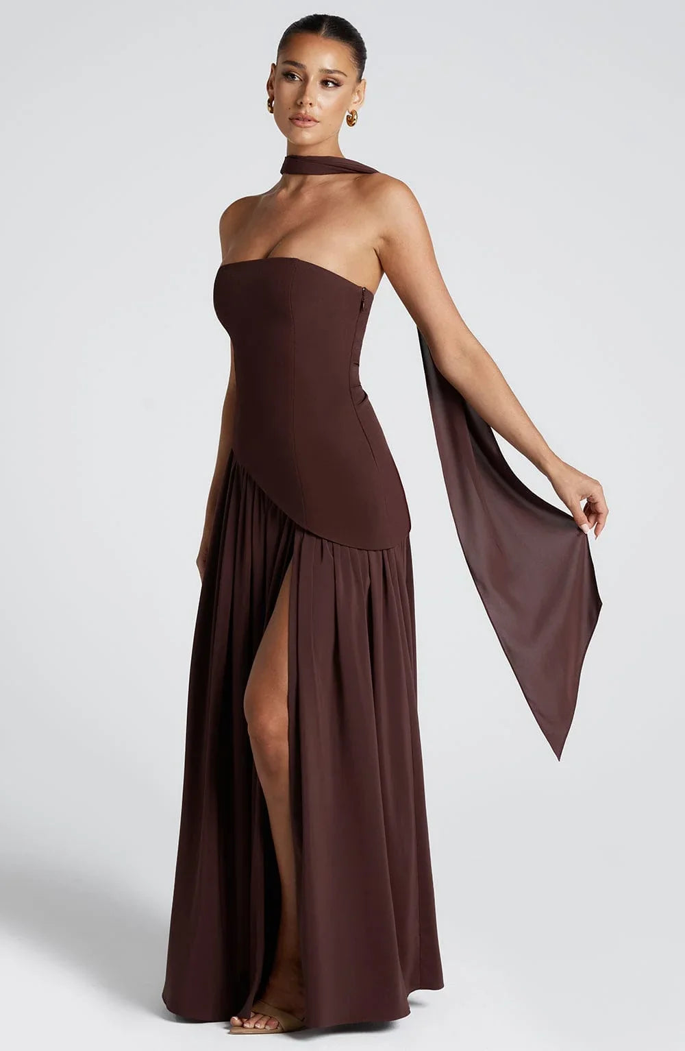 Regina | Maxi mekko halkiolla